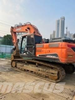 Doosan DX 300 LC-5 حفارات زحافة