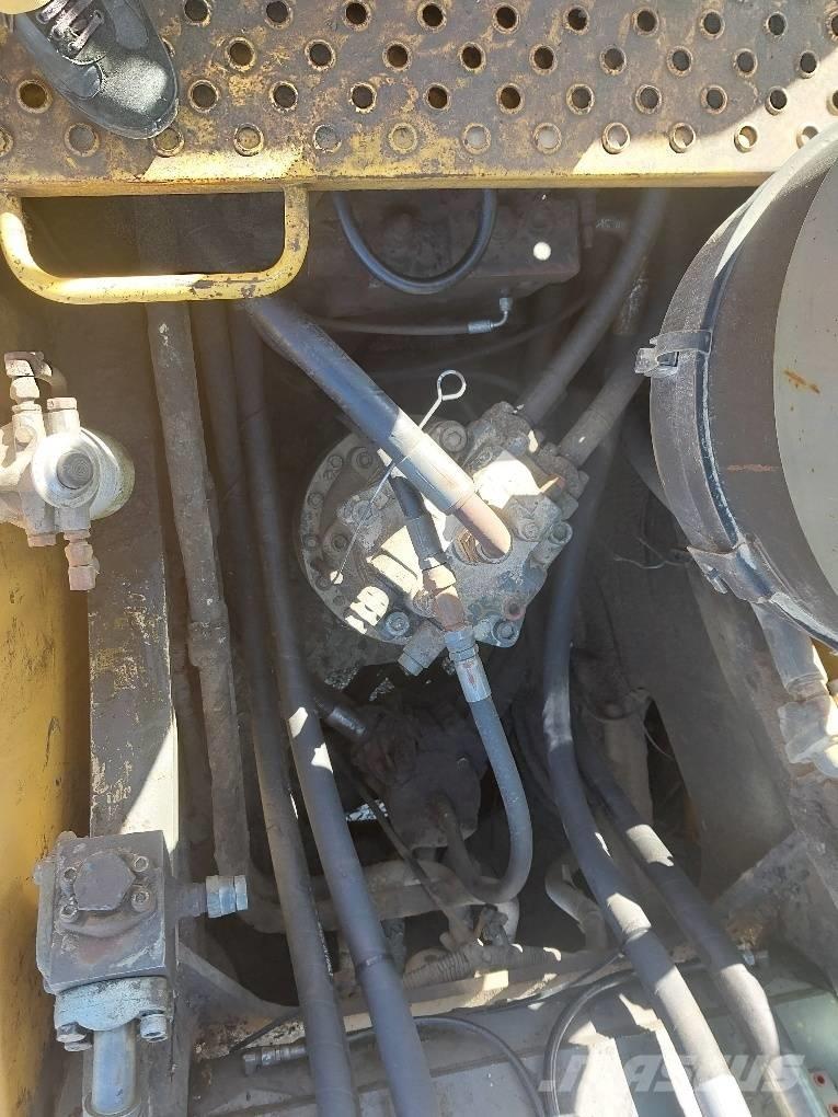 Volvo EC 360 B حفارات زحافة