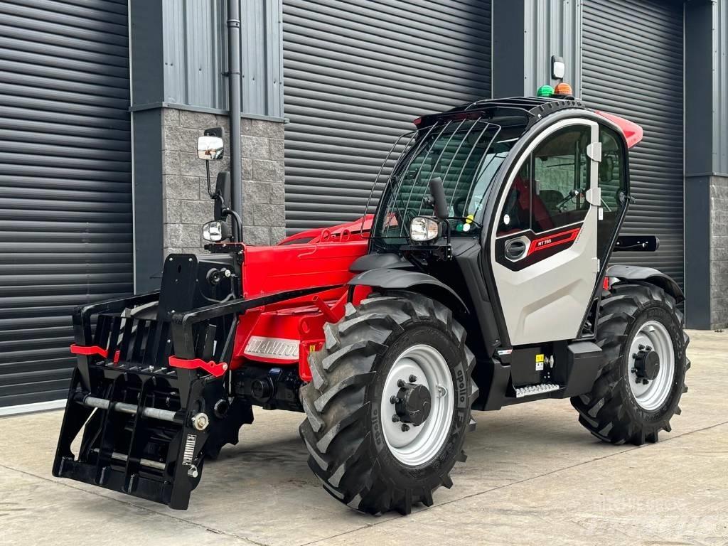 Manitou MT 735 مناولات متداخلة