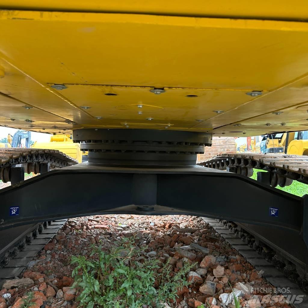 Komatsu 400-7 حفارات زحافة