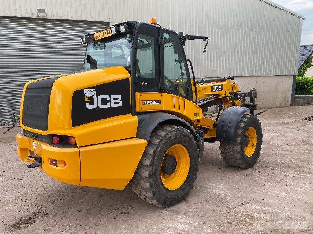 JCB TM 320 S معدات مناولة لأغراض الزراعة