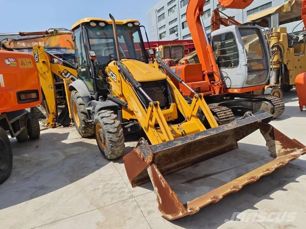 JCB 3 CX لوادر ذات جرافات عكسية