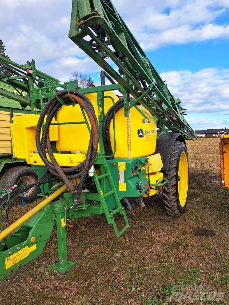 John Deere 740 i الرشاشات