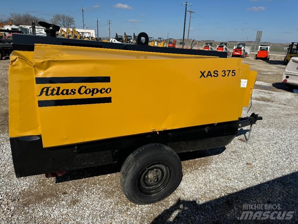 Atlas Copco 375 CFM مكابس