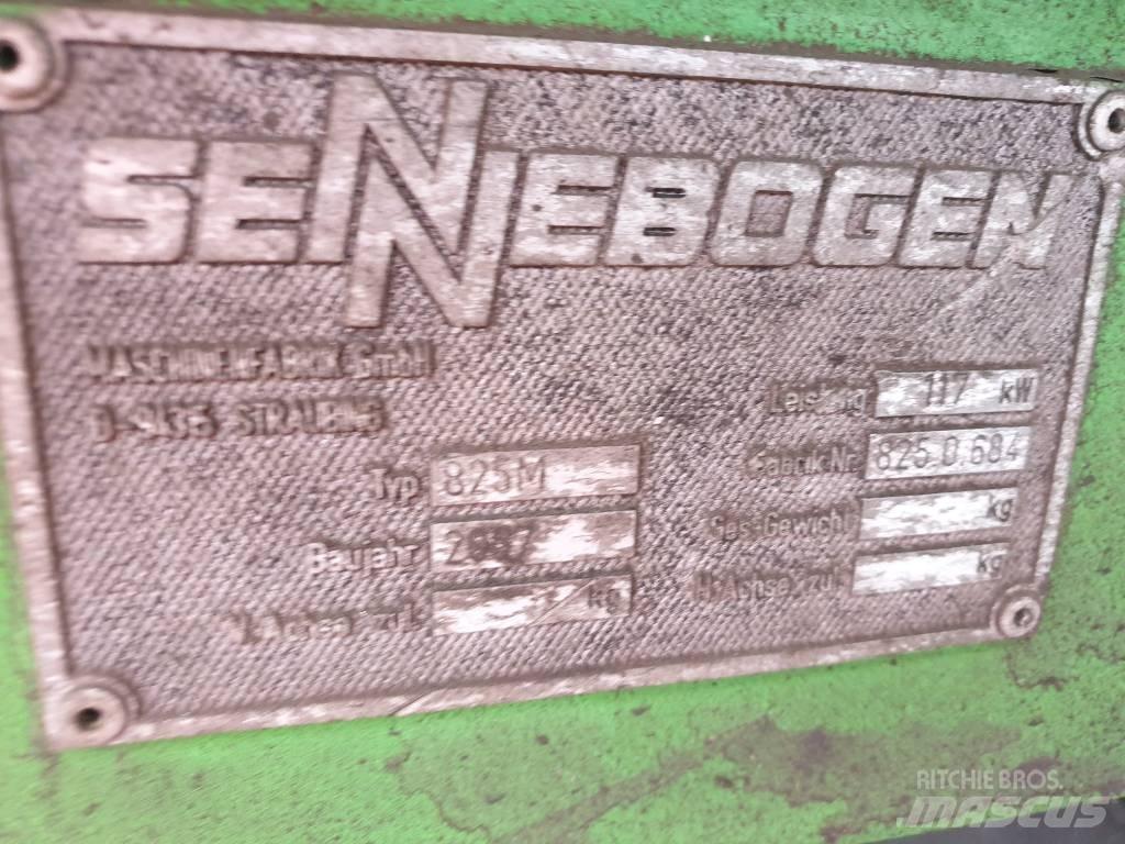 Sennebogen 825M-C مناولات المخلفات / مناولات صناعية