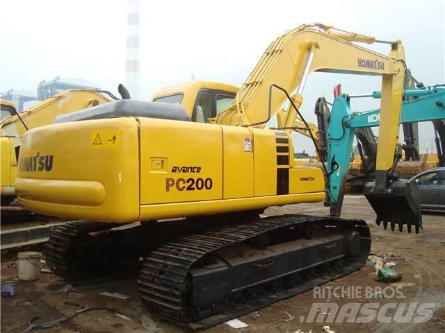 Komatsu PC 200-6 حفارات زحافة