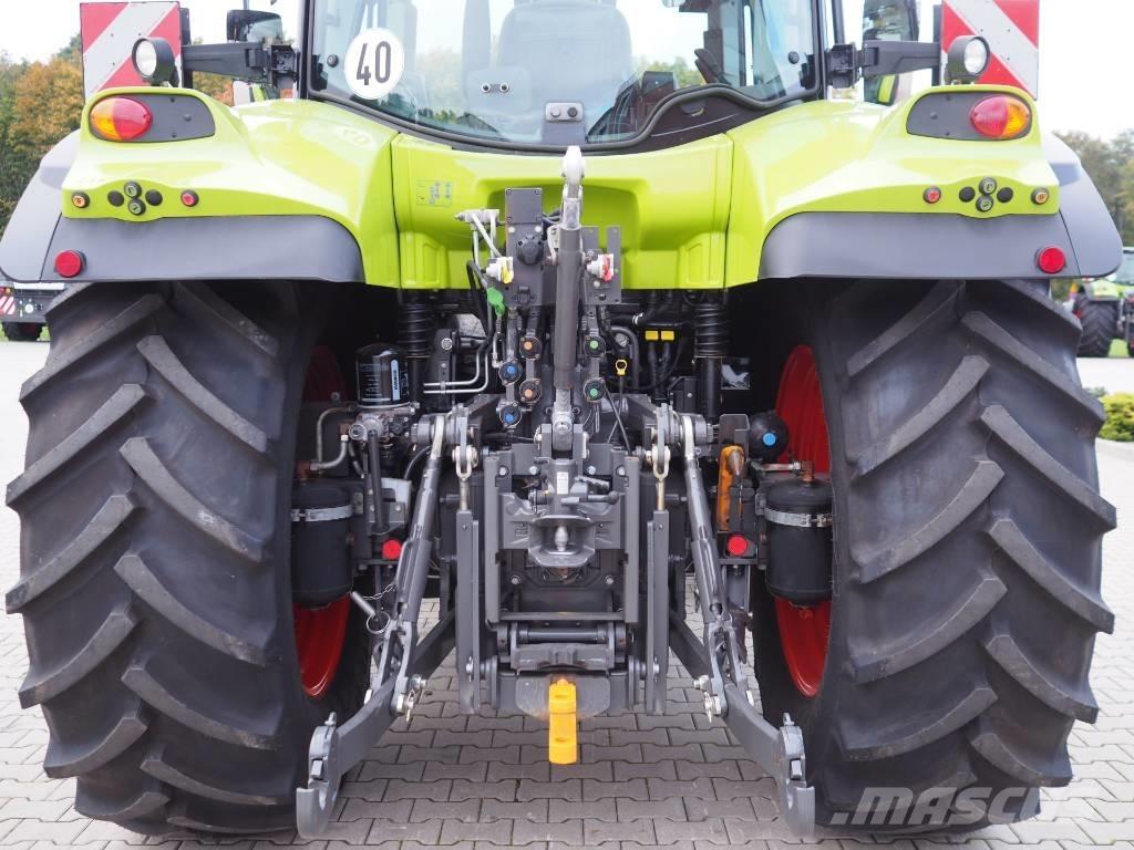 CLAAS Arion 610 CIS الجرارات