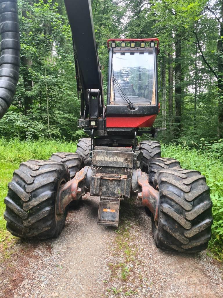 Komatsu 931.1 حصادات