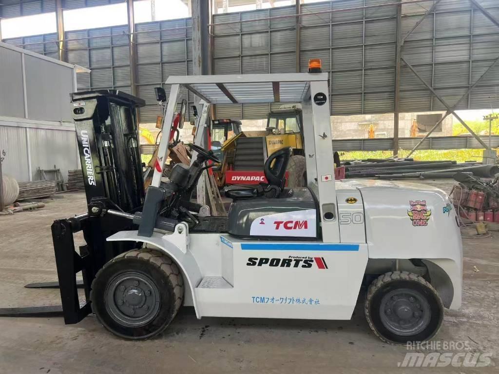 TCM FD50 شاحنات الديزل