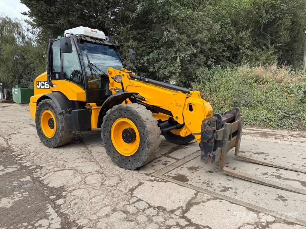 JCB TM 320 S لوادر بعجل