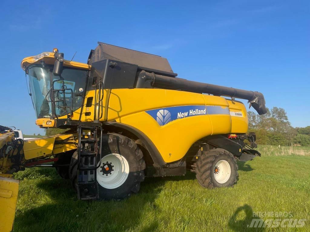 New Holland CX 8090 حصادات