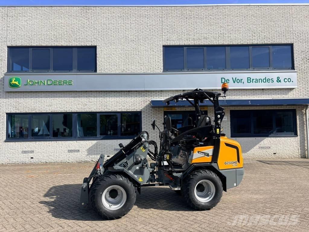 Giant G2500HD Xtra لوادر صغيرة