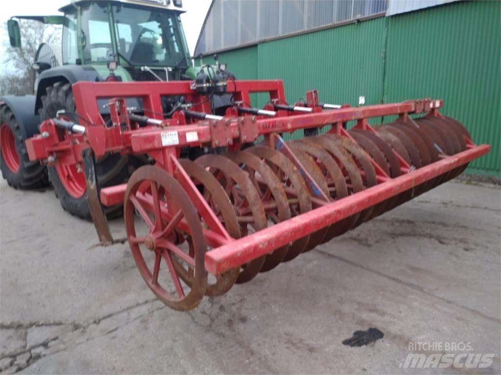 Baarck CC 400 ماكينات وملحقات زراعة أخرى