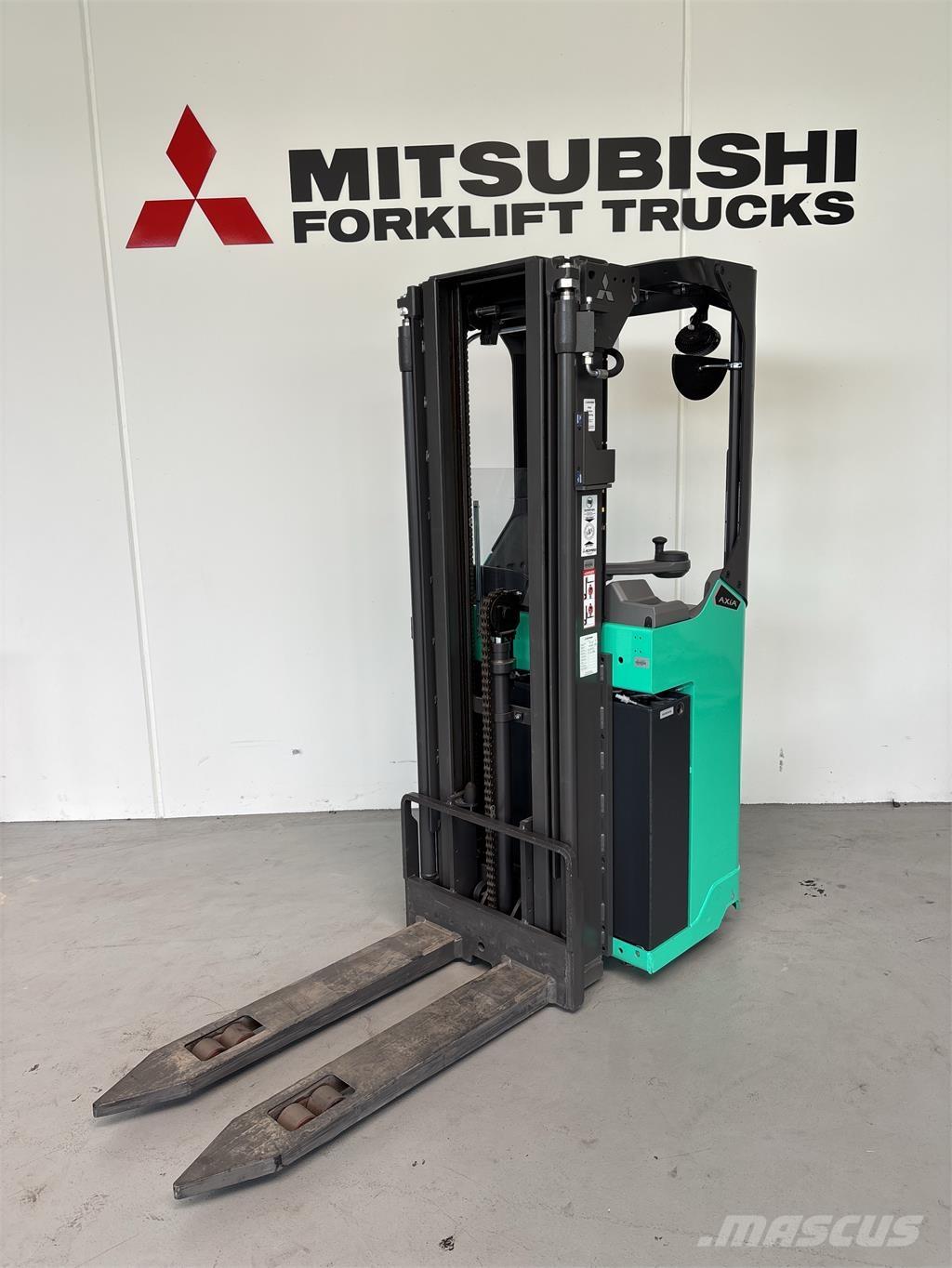 Mitsubishi SBR16N2 شاحنات مناولة ذاتية الدفع