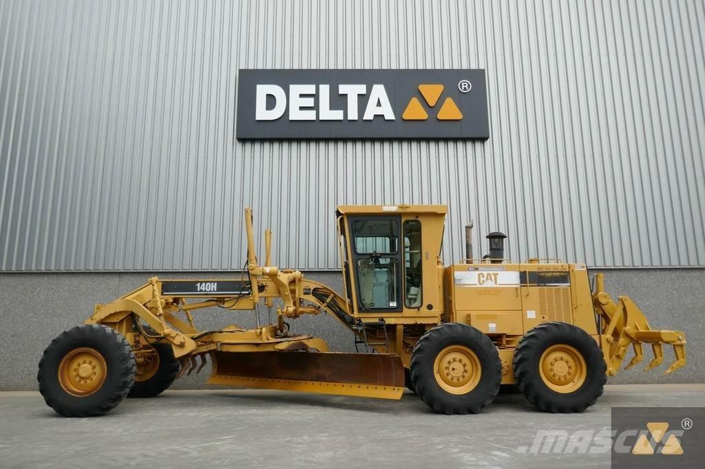 CAT 140H معدات تمهيد الطرق