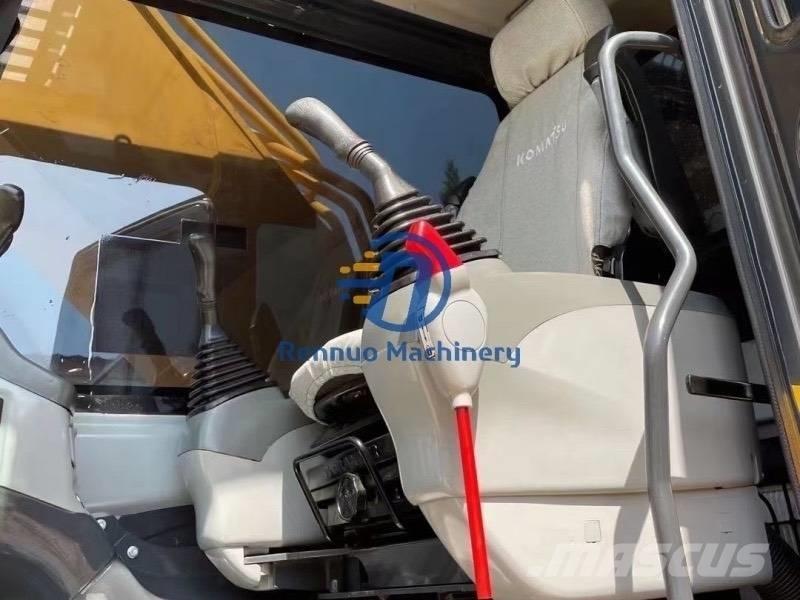 Komatsu PC360-8 حفارات زحافة