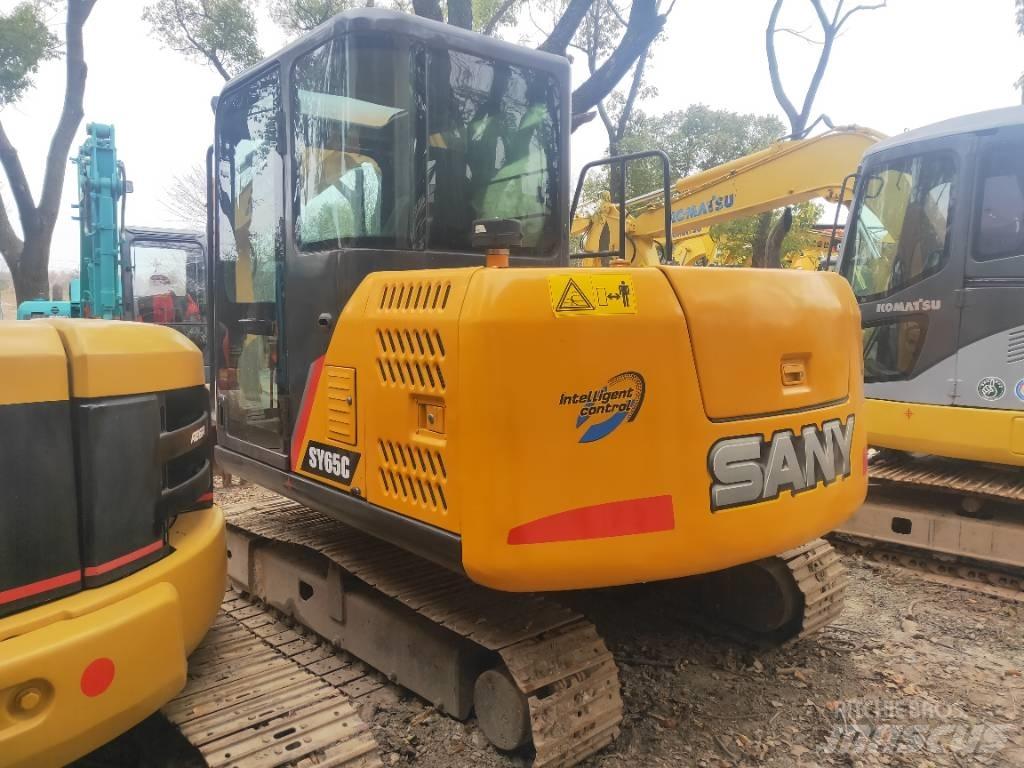 Sany SY 65 C حفارات زحافة