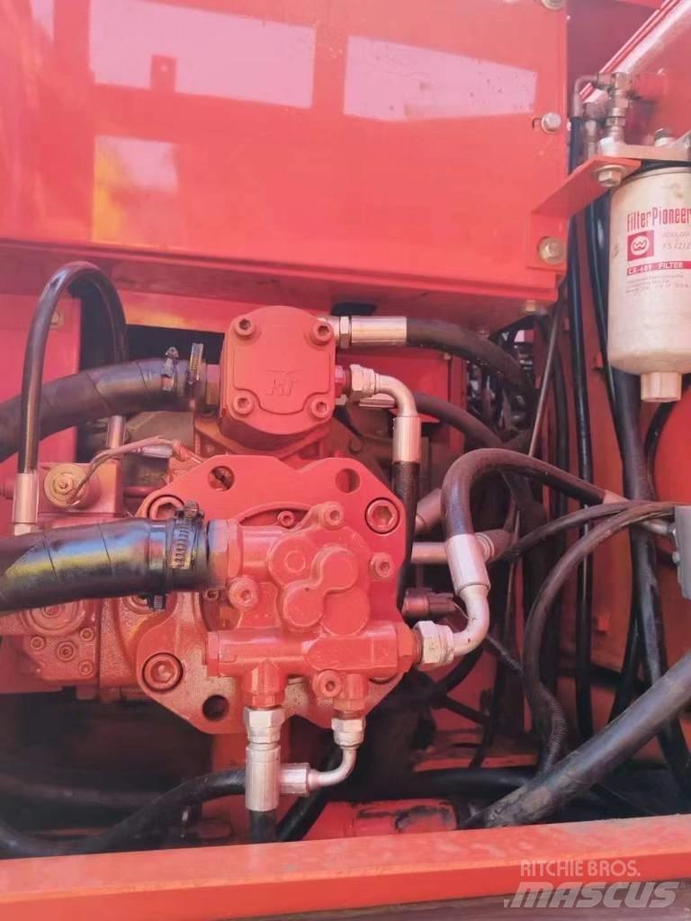 Doosan DX150 حفارات زحافة