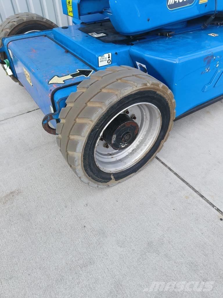 JLG M 450 AJ رافعات سلة مفصلية