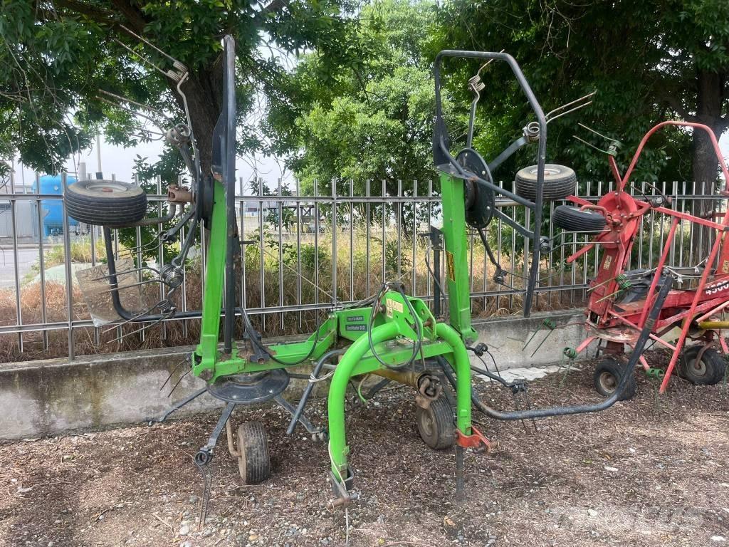 Deutz-Fahr 5221 مكابس وميبسات التبن