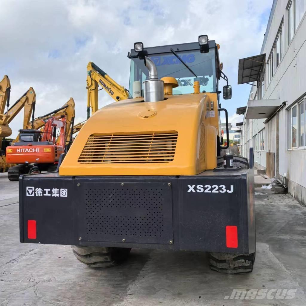XCMG XS 223 J مداحل أحادية الأسطوانة