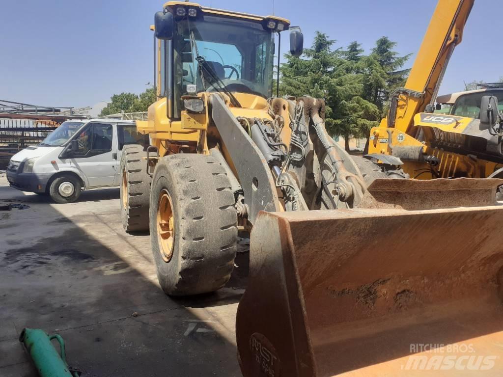 Volvo L 70 H لوادر بعجل
