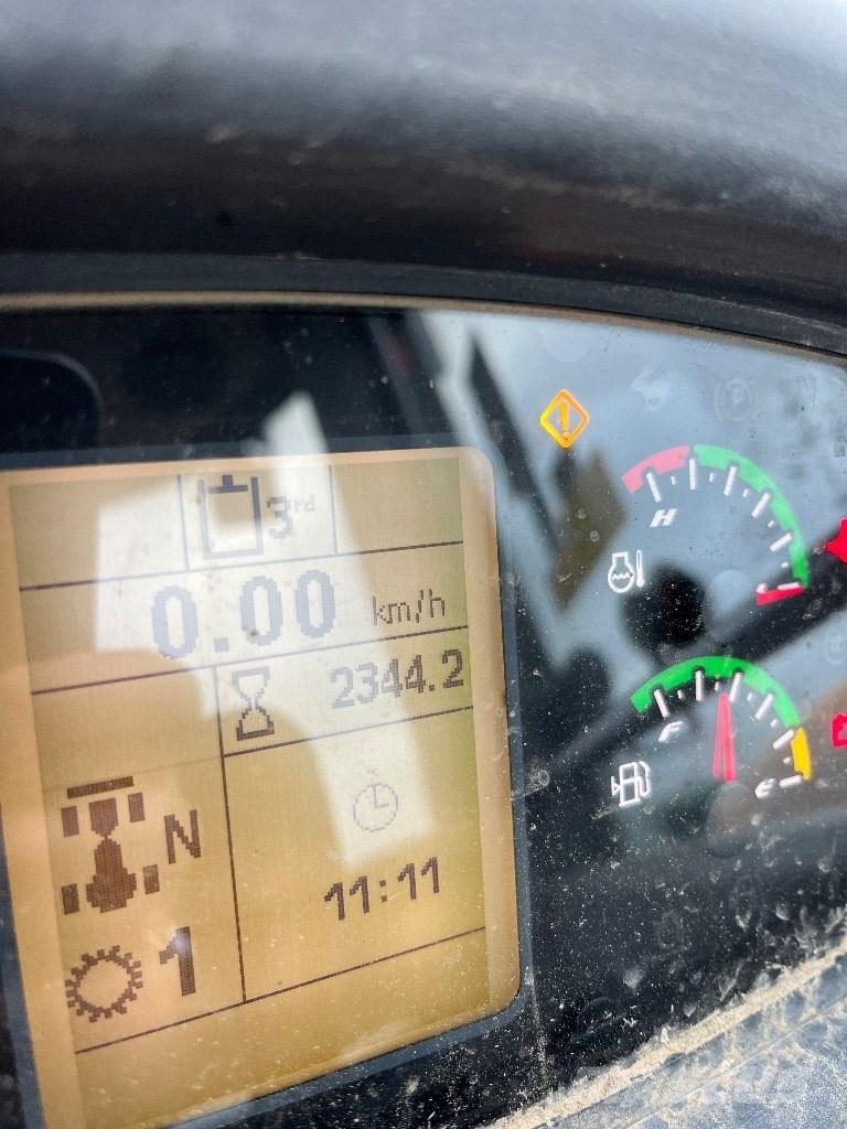 CASE 321 F لوادر بعجل