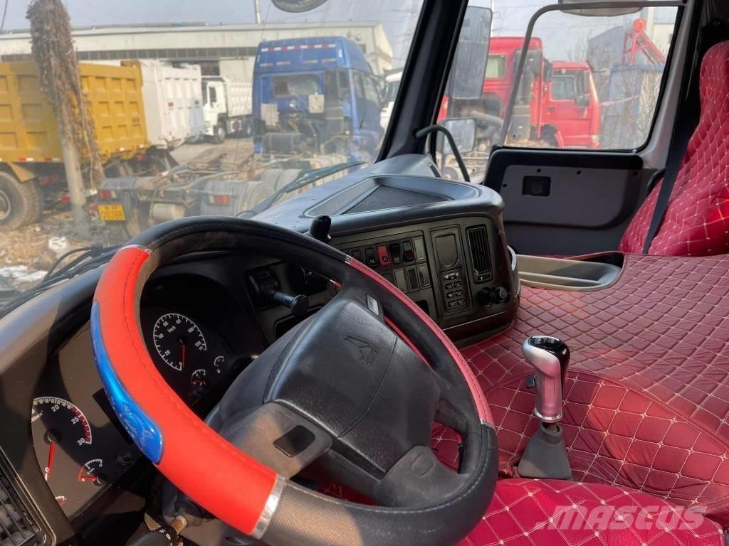 Howo tractor 371 وحدات الجر