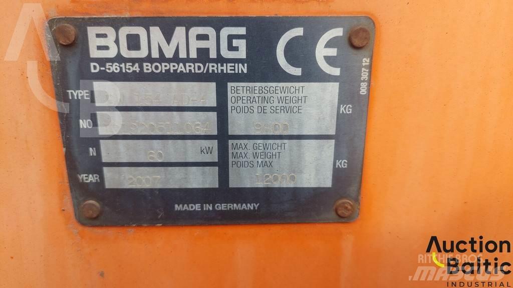 Bomag BW 154 AD-4 مداحل متنوعة