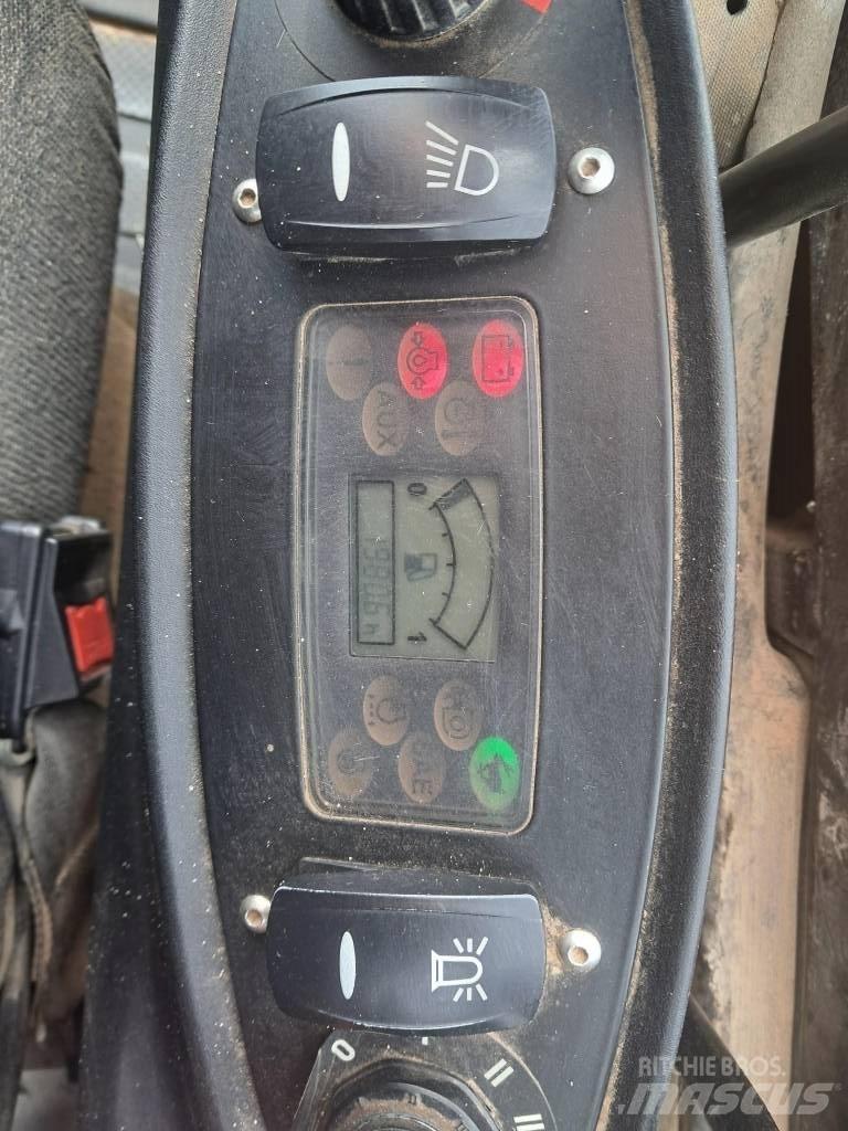 JCB 8018 CTS حفارات صغيرة أقل من 7 طن (حفارات صغيرة)