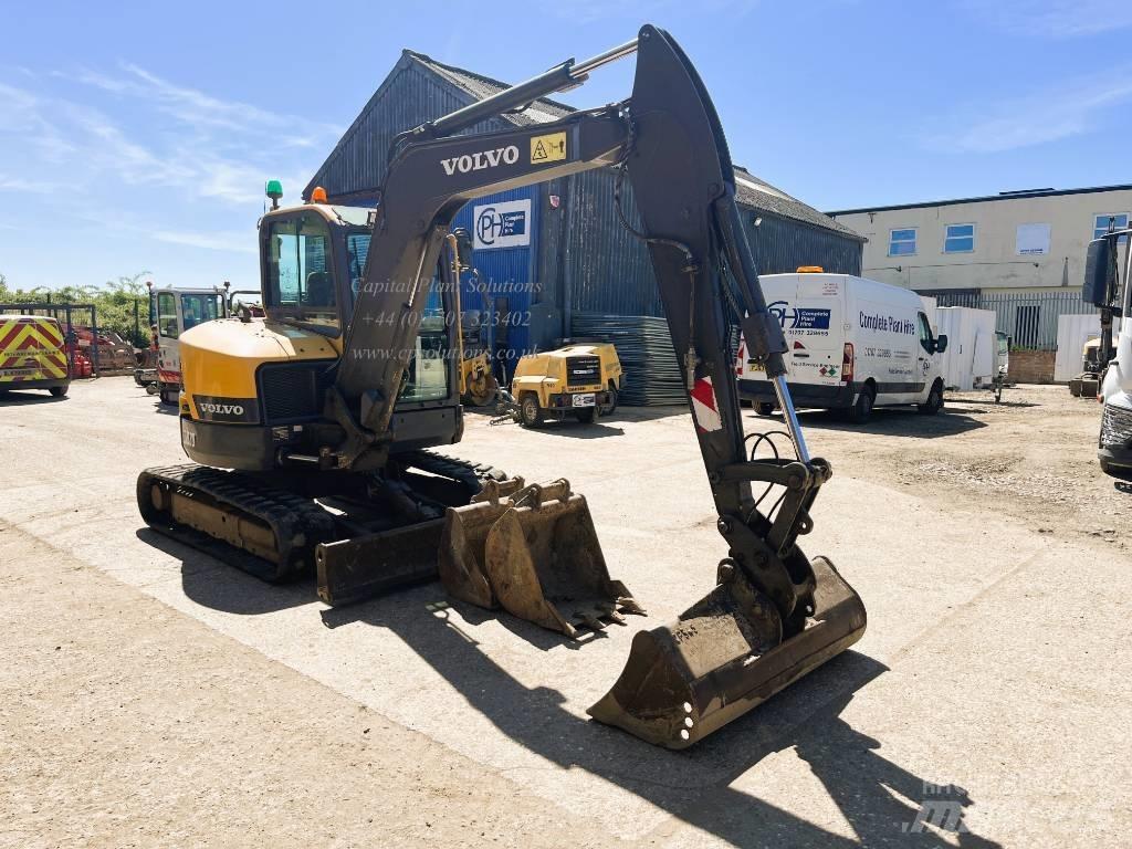 Volvo ECR 58 D حفارات صغيرة أقل من 7 طن (حفارات صغيرة)