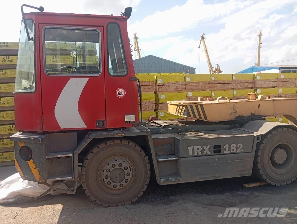 Kalmar TRX 182 جرارات صالات المطارات