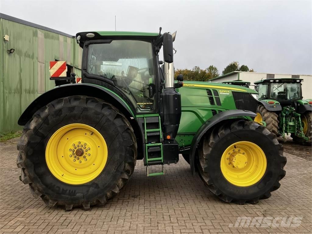 John Deere 6230R الجرارات