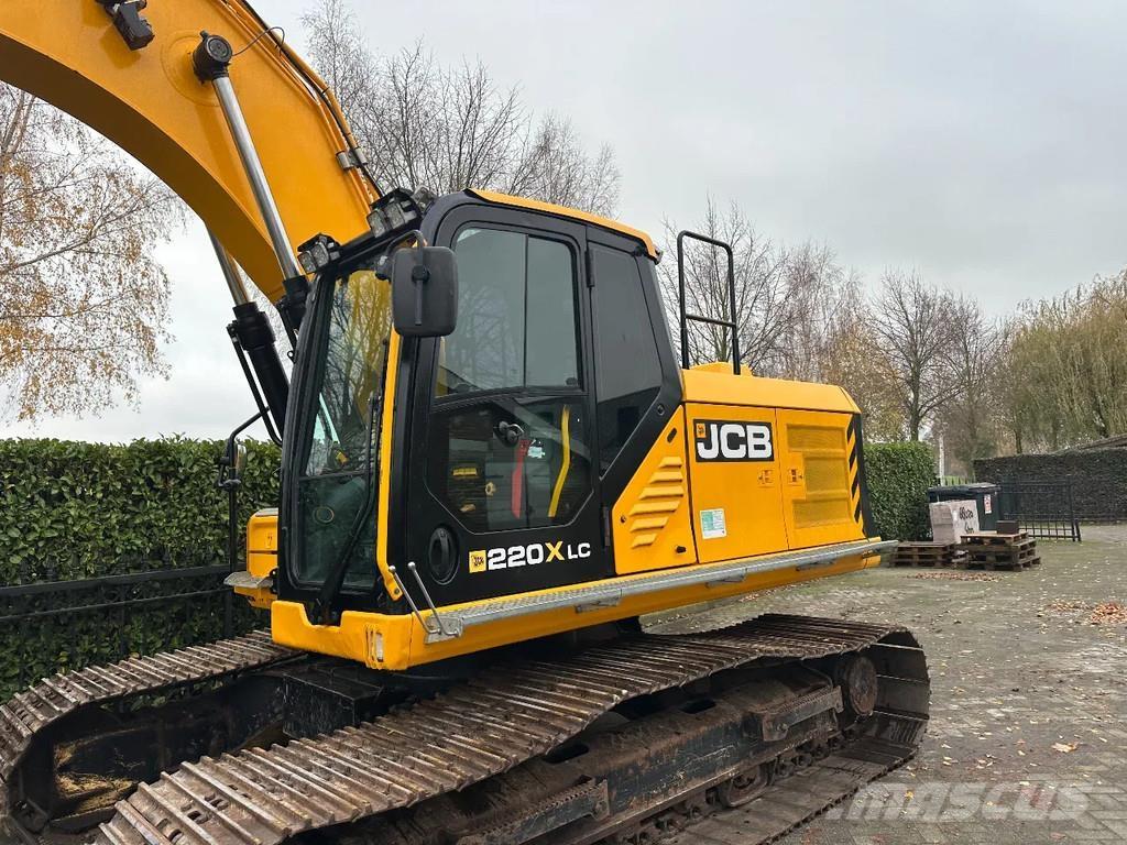 JCB 220X LC حفارات زحافة