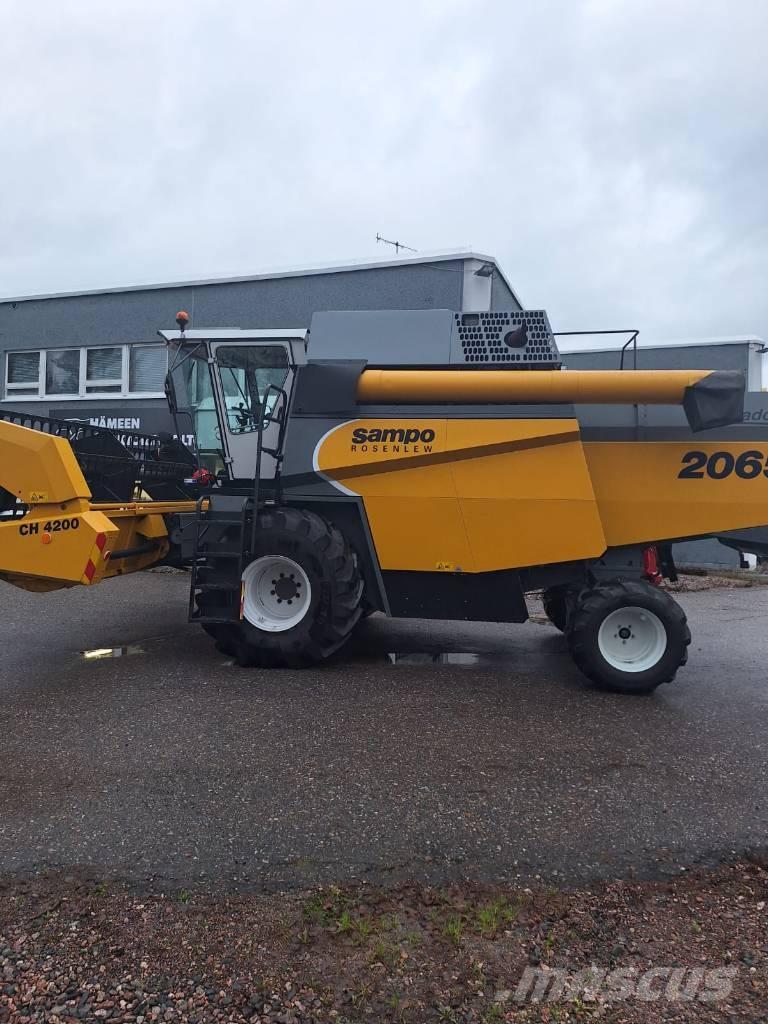 Sampo-Rosenlew 2065 حصادات