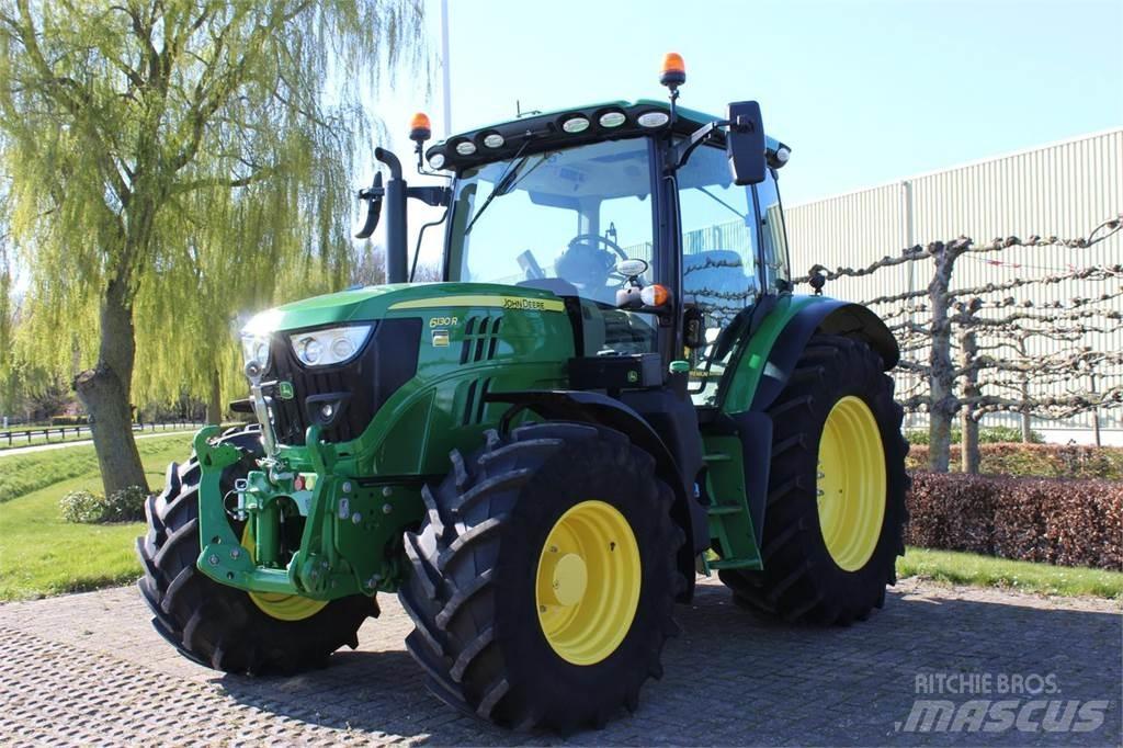 John Deere 6130R الجرارات