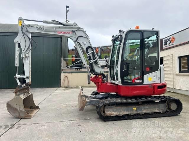 Takeuchi TB 257 FR حفارات صغيرة أقل من 7 طن (حفارات صغيرة)