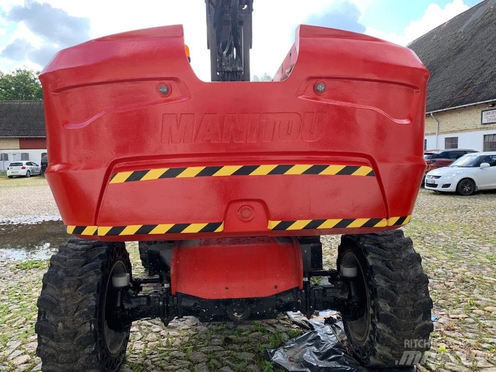 Manitou 220TJ+ رافعات سلة تلسكوبية