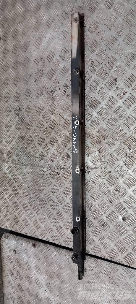 Scania P 360.   1864752 علب تروس