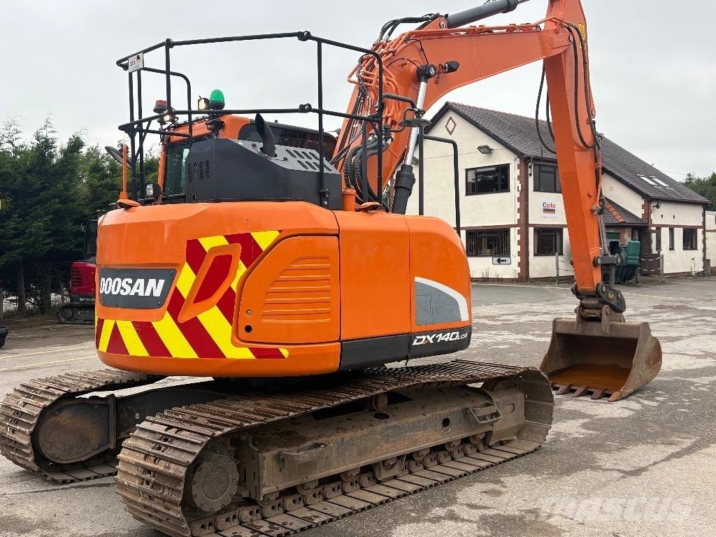 Doosan DX140LCR-5 حفارات زحافة