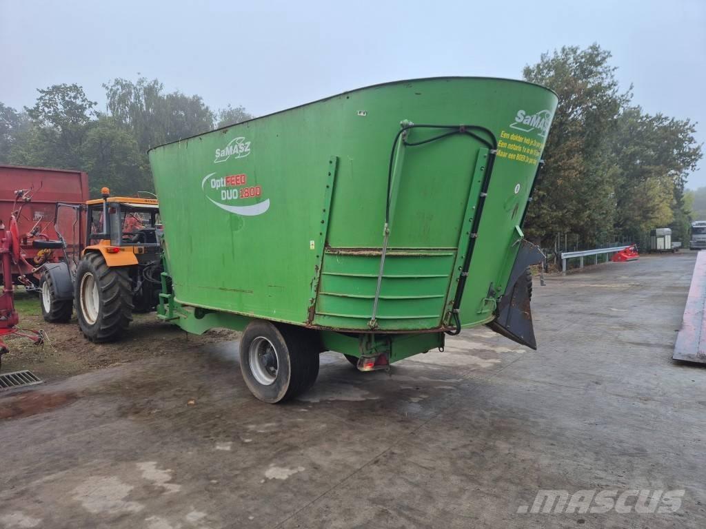 Samasz Optifeed 1800 ملقمات خلاط