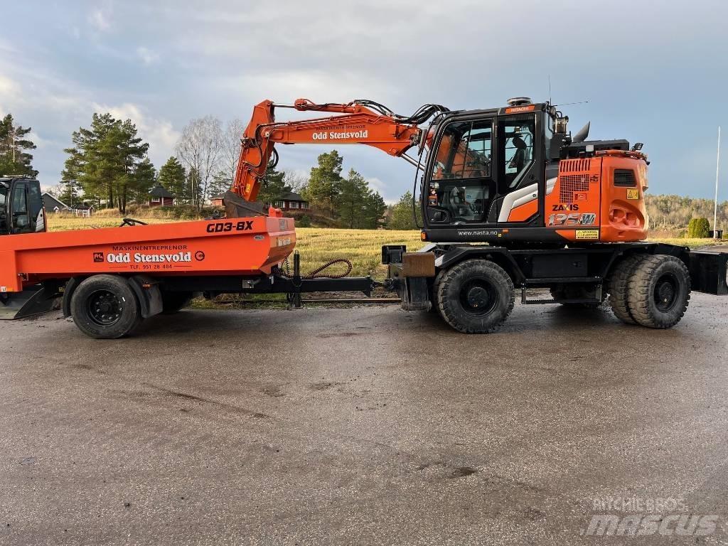 Hitachi ZX135WT-7 حفارات بعجل