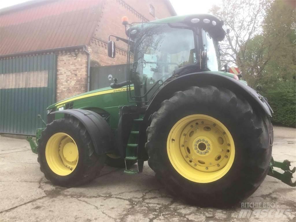 John Deere 8345R الجرارات