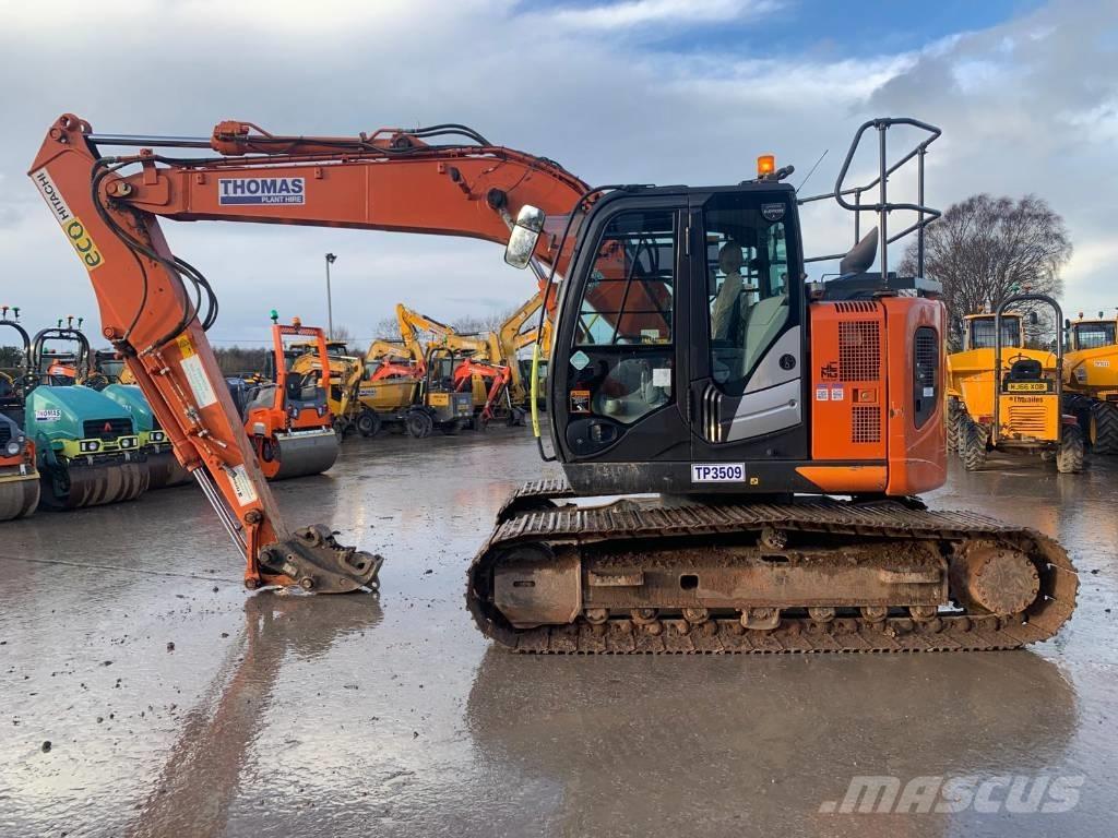 Hitachi ZX 135 US-6 حفارات زحافة