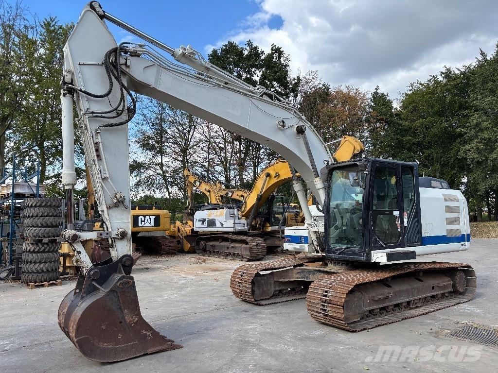 CAT 320E حفارات زحافة