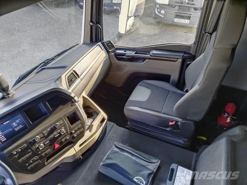 MAN TGS 26.360 شاحنات ذات هيكل صندوقي