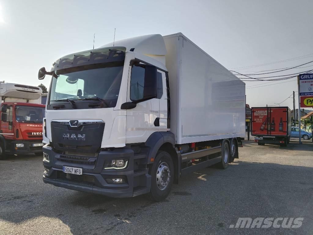 MAN TGS 26.360 شاحنات ذات هيكل صندوقي