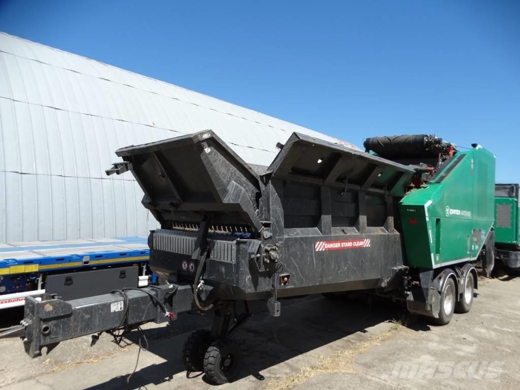 Komptech Axtor 4510 ماكينات تقطيع أخشاب الحراجة