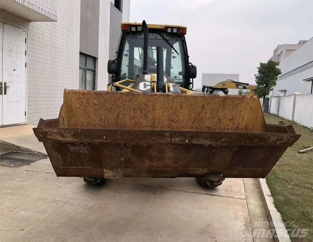 CAT 416E لوادر ذات جرافات عكسية