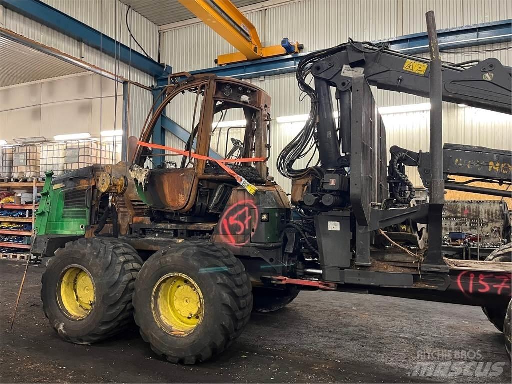 John Deere 1210E شاحنات